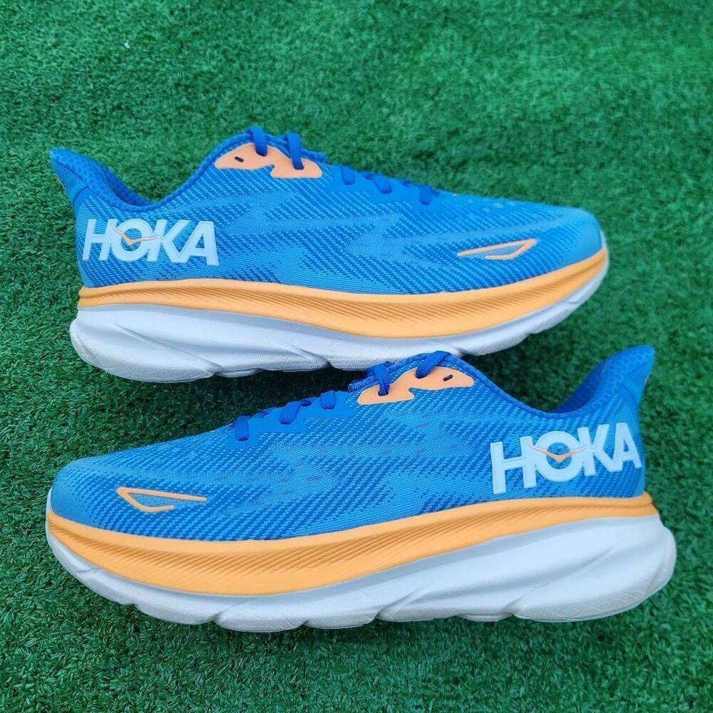 Hoka One one Clifton 9 - Men's running shoes - Size 9.5D